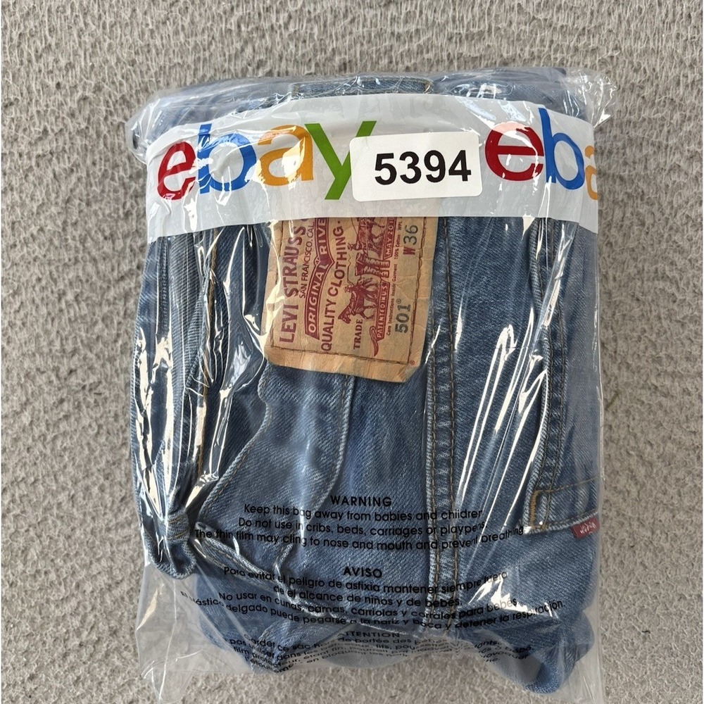Levis 501 Jeans Mens 36x34 (Fits 34x29) Blue Button Fly Straight Leg - Picture 12 of 12